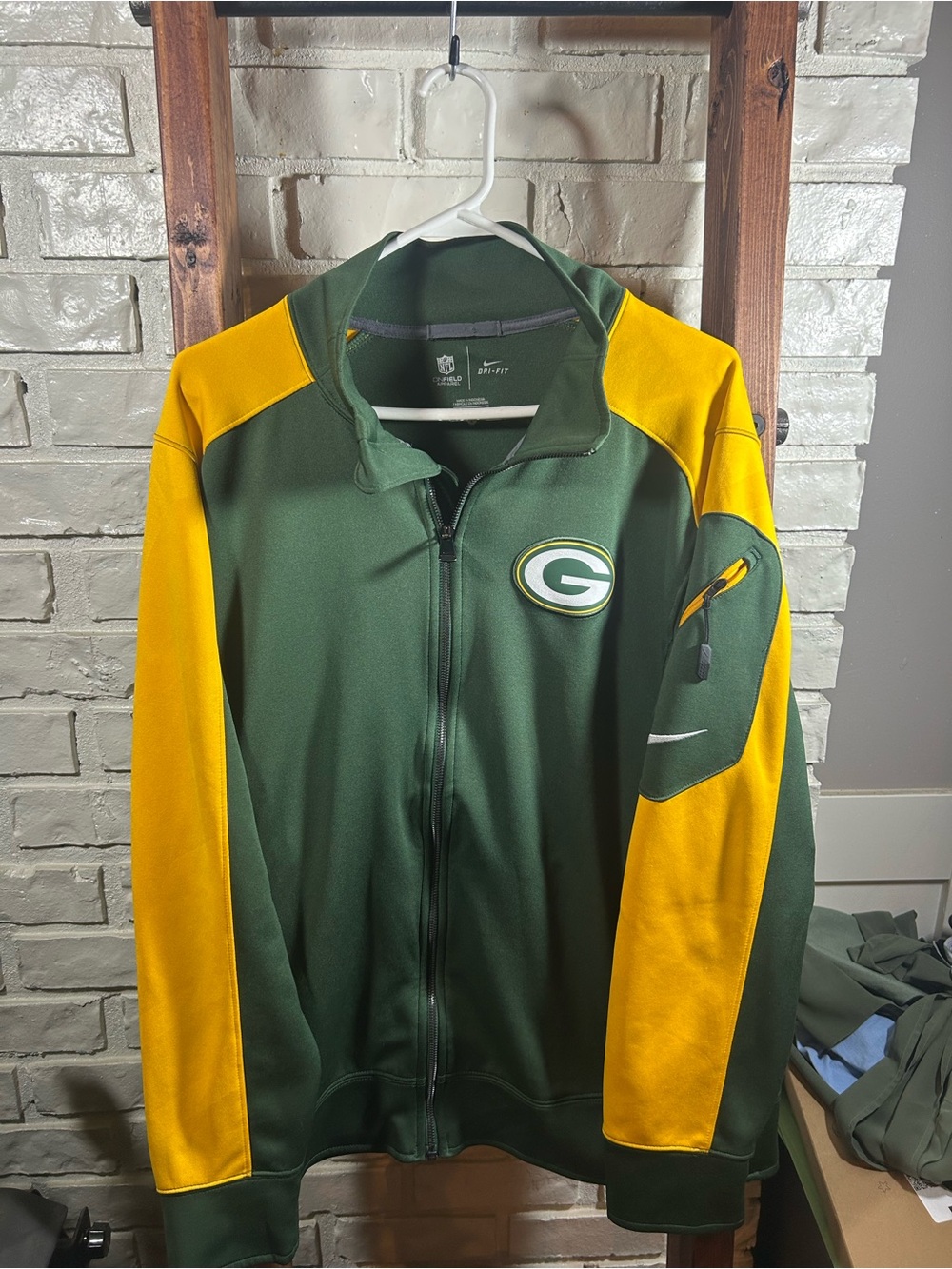 Green Bay Packer Nike On Field Jacket Full Zip Mens Size Large Dri-Fit